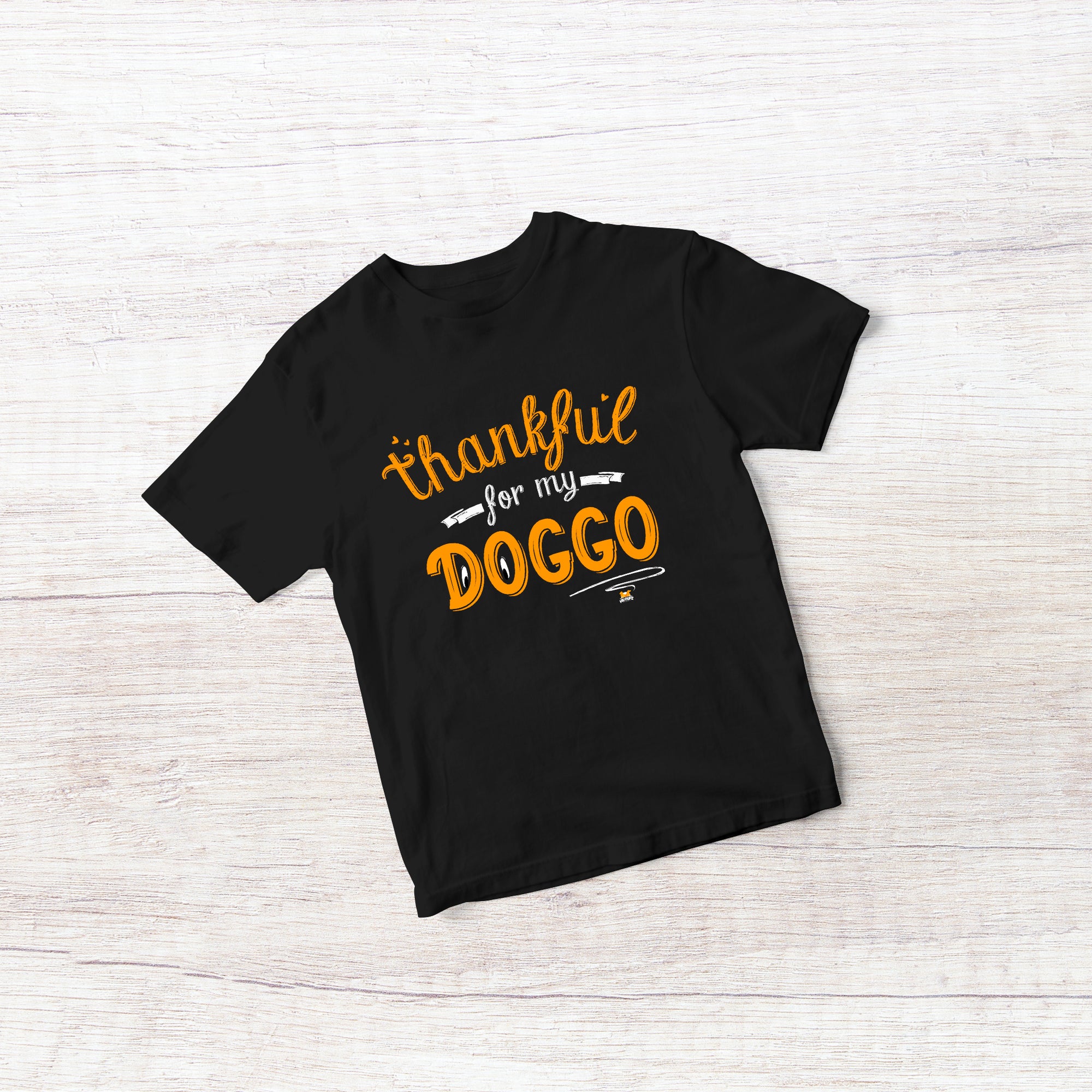 Pawfect t-shirt for dog lovers and a perfect gift idea for pawrents "Thankful for my DOGGO". Good quality t-shirt 100% pre-shrunk cotton, classic fit.